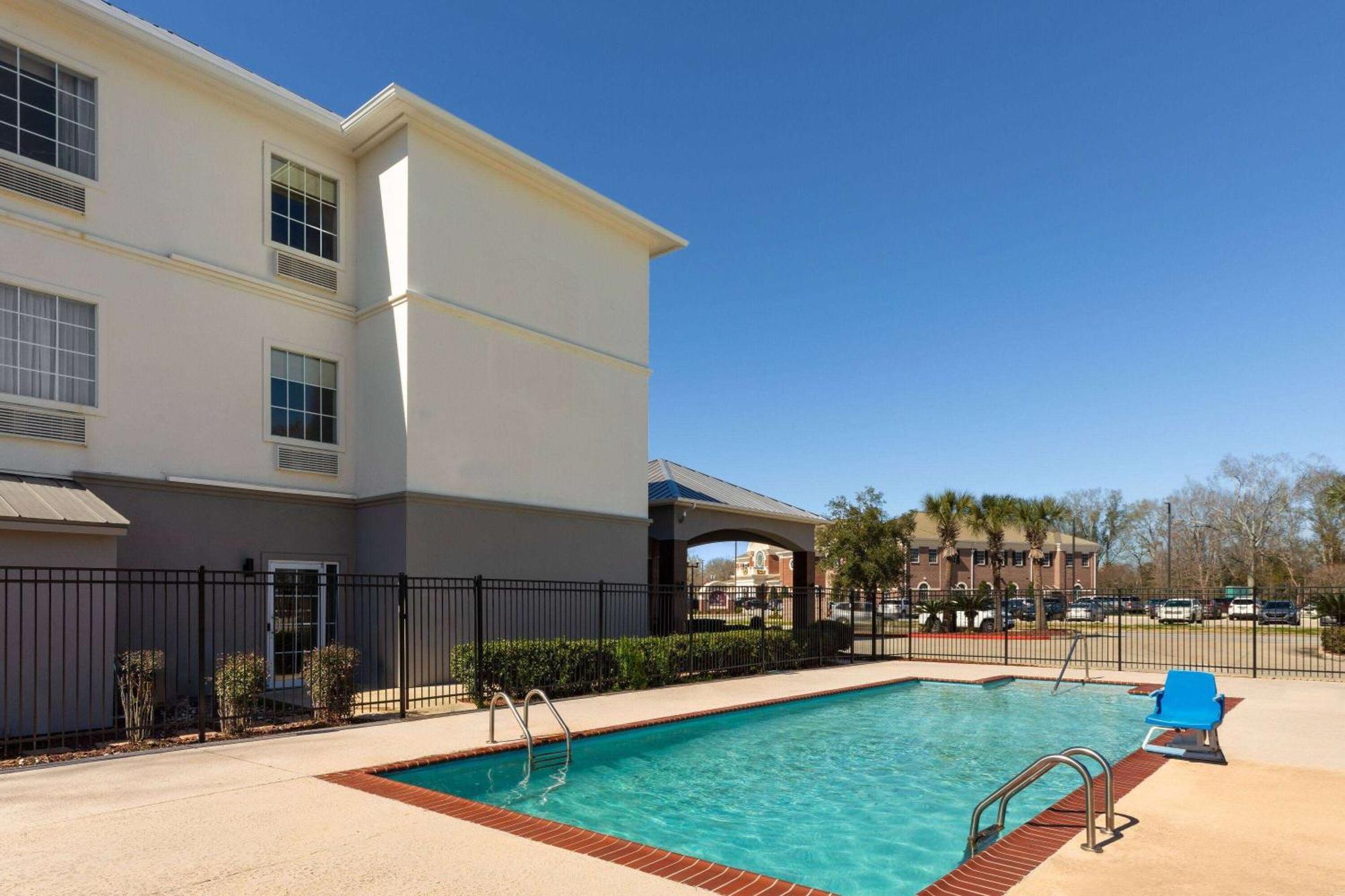 La Quinta By Wyndham Houma Otel Dış mekan fotoğraf
